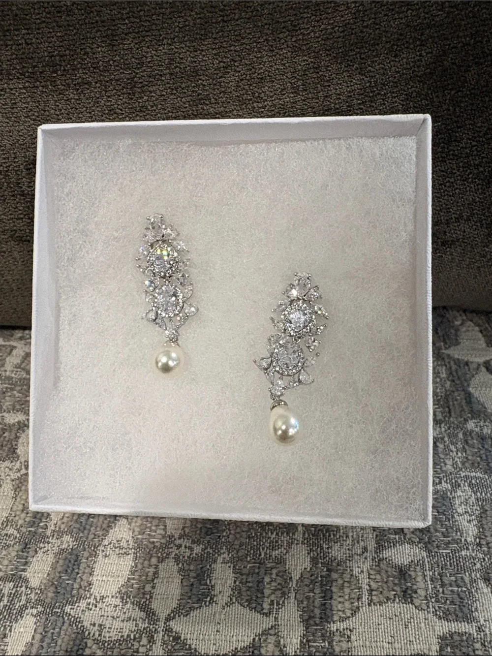 Elegant Silver Crystal and Pearl Drop Earrings - White